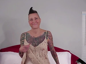 Kimmy45mac, Christina Sapphire, Jay Playhard, Dakota Marr & Sgt Miles with regard to on BBCs in a rejected bareback gangbang
